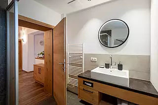 ALMA Appartement HERBST Badezimmer 2
