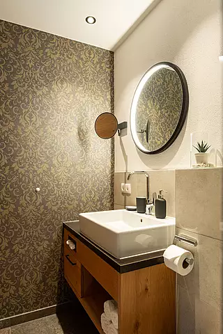 ALMA Appartement SOMMER Badezimmer Detail