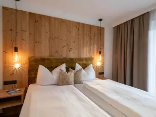 Schlafzimmer APP Sommer
