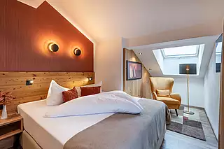 ALMA Appartement HERBST Schlafzimmer 3
