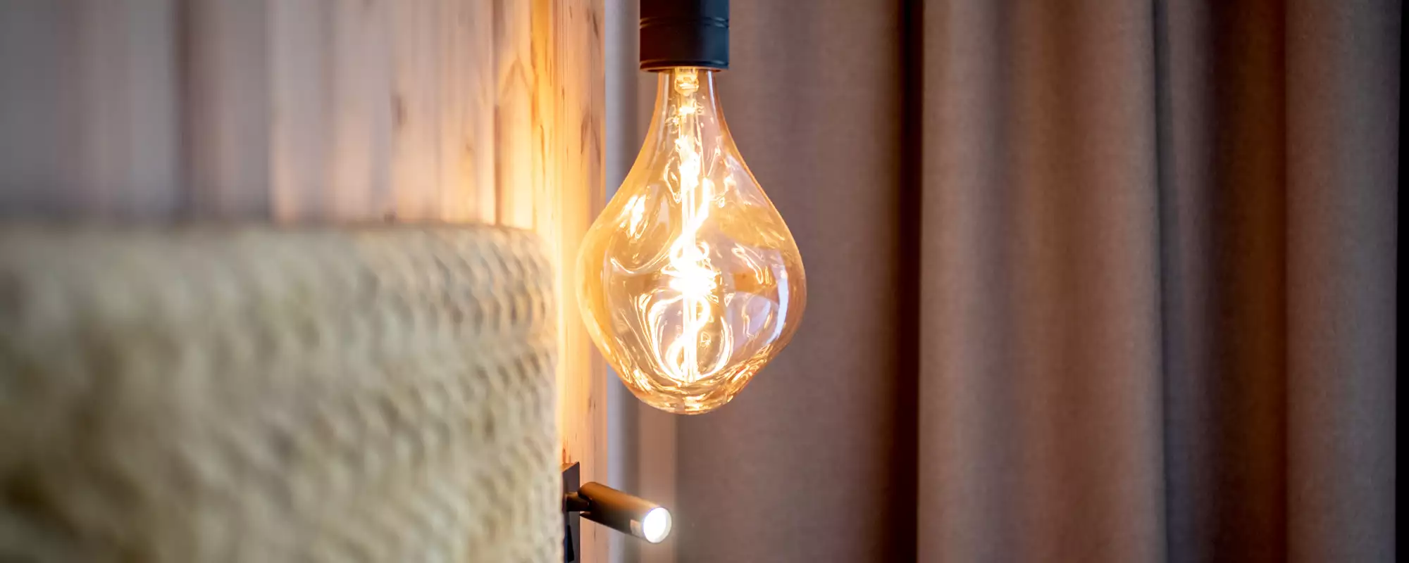 Detail Schlafzimmer APP Sommer