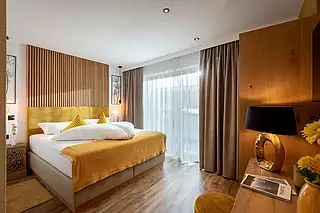 ALMA Appartement SOMMER Schlafzimmer 1