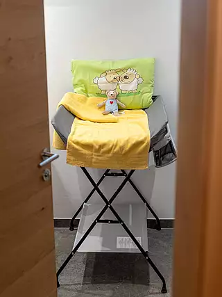 ALMA Appartements Wickeltisch