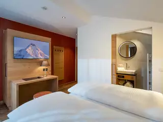 Schlafzimmer / Bad APP Herbst
