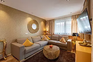 ALMA Appartement SOMMER Wohnzimmer